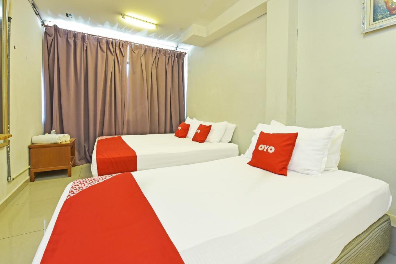 F Hotel Sungai Dua Bukit Eksteriør billede