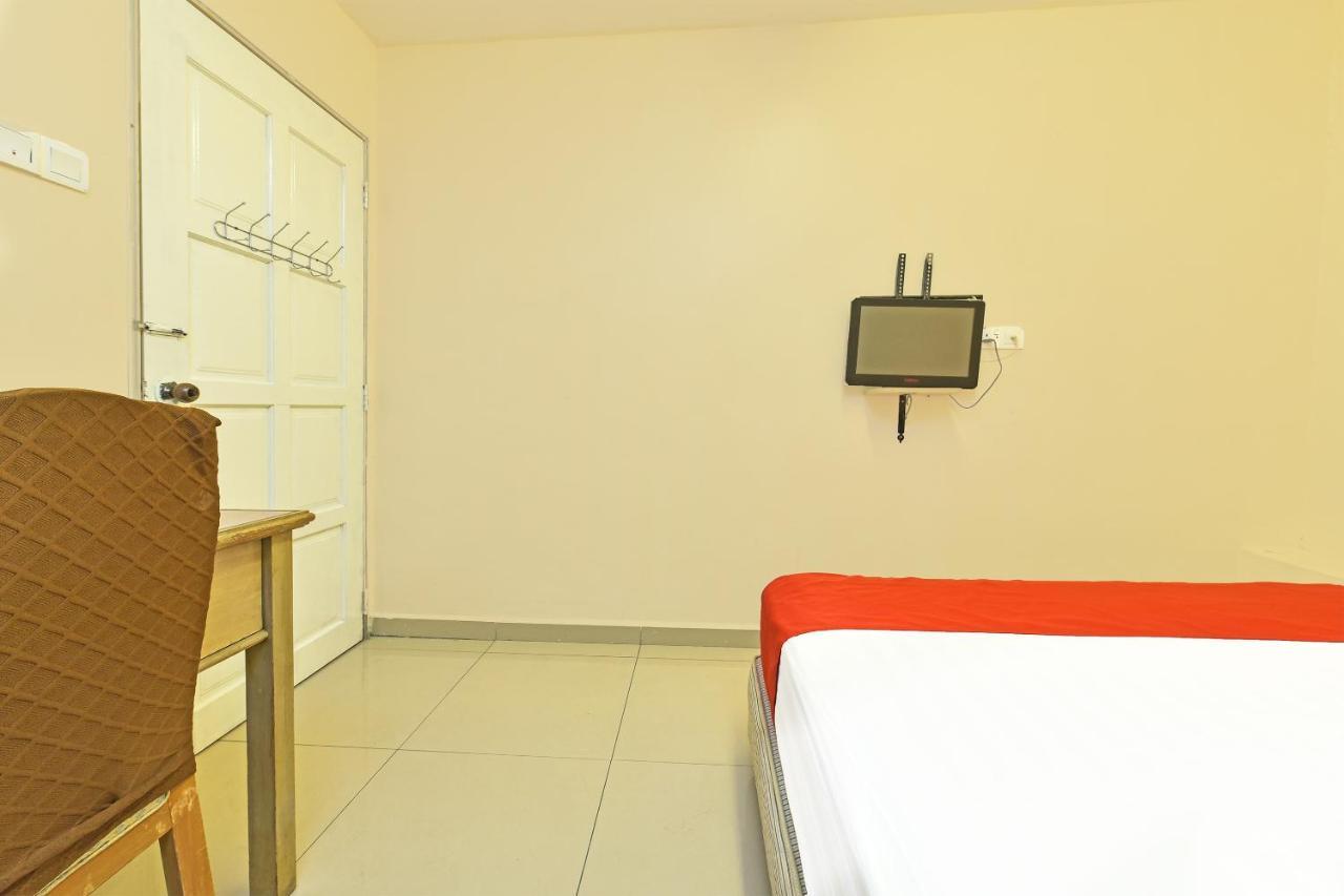 F Hotel Sungai Dua Bukit Eksteriør billede