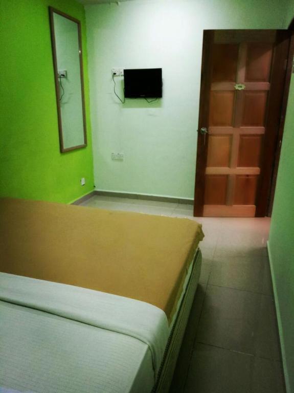 F Hotel Sungai Dua Bukit Eksteriør billede