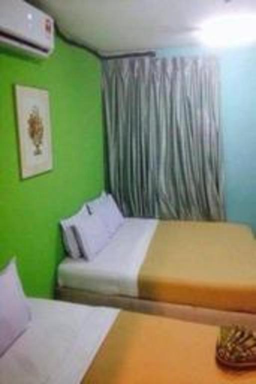 F Hotel Sungai Dua Bukit Eksteriør billede
