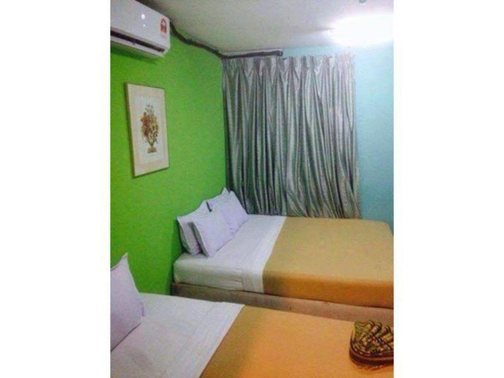 F Hotel Sungai Dua Bukit Eksteriør billede